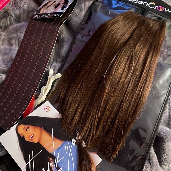 HiddenCrown Invisible Halo seamless blend extensions- dark brown 12’’ never worn - Picture 4 of 5